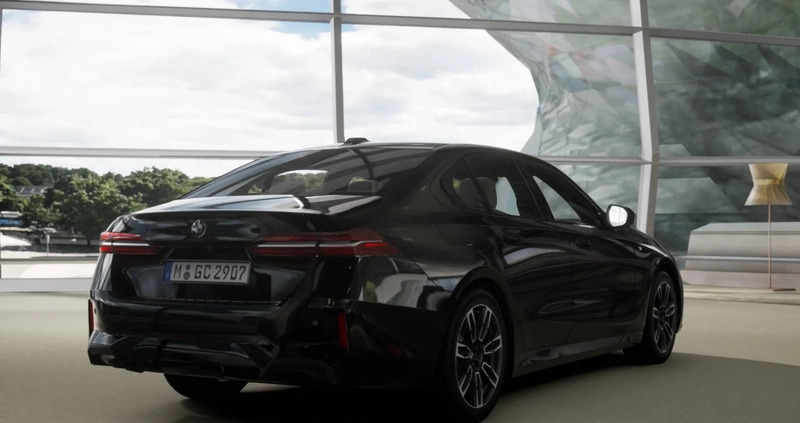 BMW Seria 5 cena 255900 przebieg: 5, rok produkcji 2024 z Węgorzewo małe 79